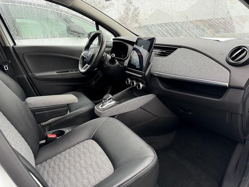 Gebraucht Renault Zoe Intens 100 kW (136 PS) 2020 Weiß Kleinwagen