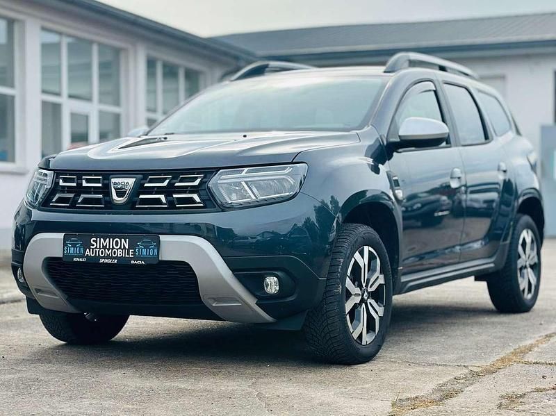 Grau Gebraucht 2022 Dacia Duster Prestige SUV | 21.550 € (Fairer Preis) - Bild 1/4