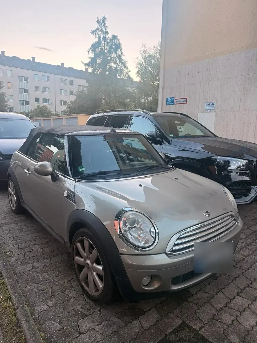 Gebraucht Mini Cooper Cabriolet 120 PS (88 kW) 2010 Andere farben Cabrio