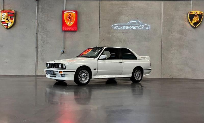 Second-hand BMW M3 Performance 215 CP (158 kW) 1987 Alb Coupe
