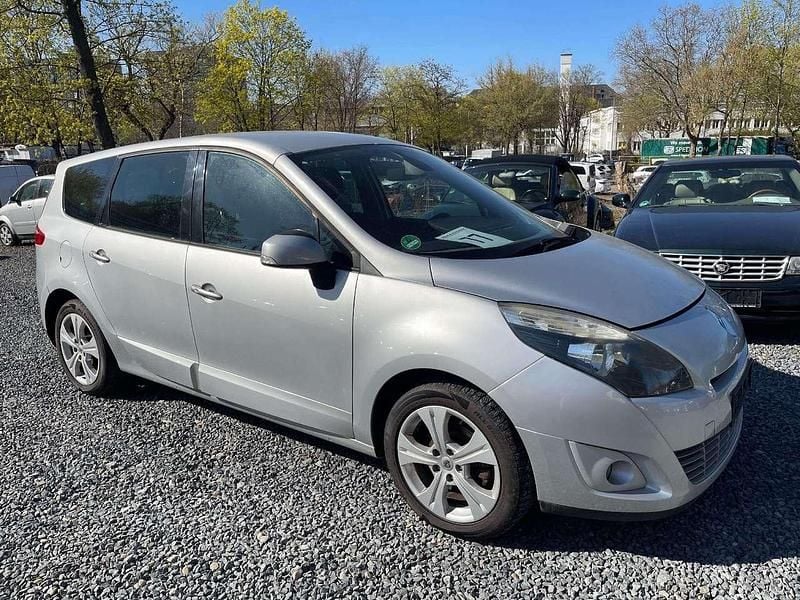 Usata Renault Scénic III Dynamique 131 CV (96 kW) 2010 Grigio Monovolume