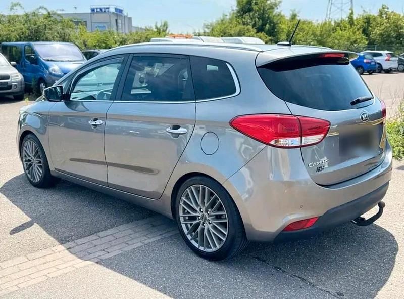 Gebraucht Kia Carens 136 PS (100 kW) 2014 Grau Van / Kleinbus