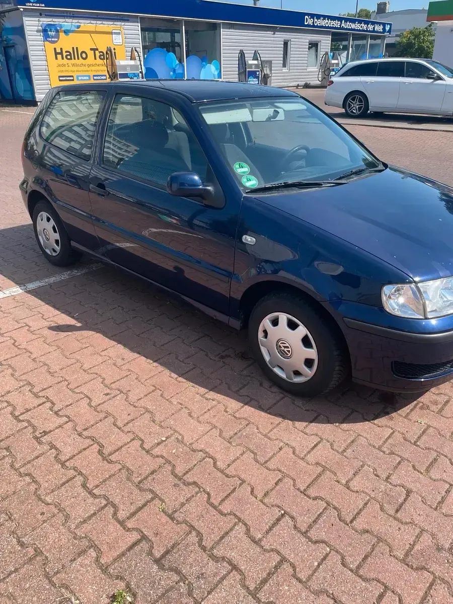 Gebraucht VW Polo 60 PS (44 kW) 2000 Blau Kleinwagen