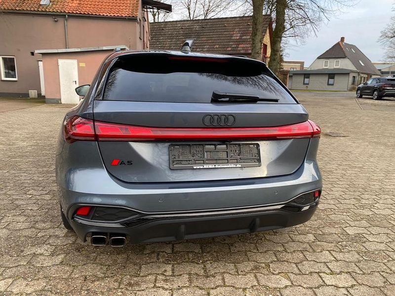 Gebraucht Audi A5 S-Line 204 PS (150 kW) 2024 Blau Limousine