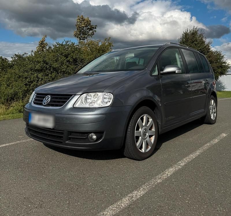Silber Gebraucht 2005 VW Touran Van / Kleinbus | 3.250 € (Teuer) - Bild 1/4