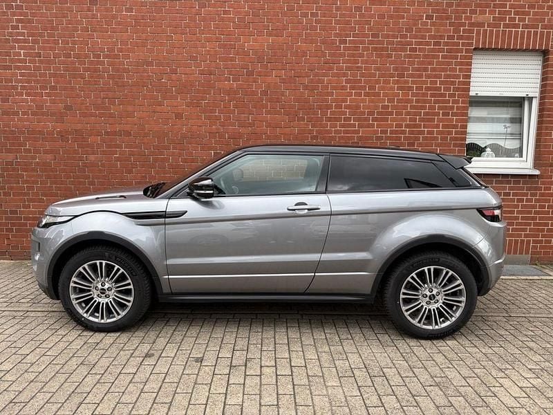 Grau Gebraucht 2012 Land Rover Range Rover evoque Dynamic SUV | 18.999 € (Etwas zu teuer) - Bild 1/4