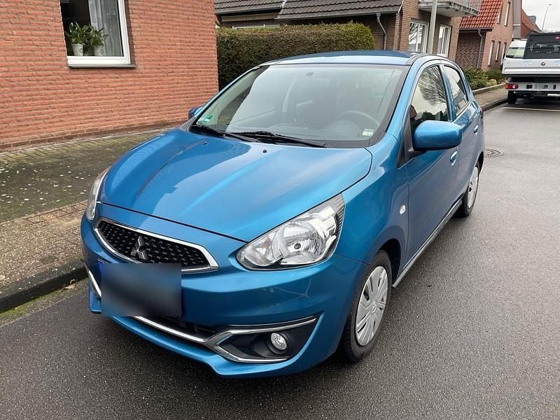 Second-hand Mitsubishi Space Star 71 CP (52 kW) 2018 Albastru Hatchback