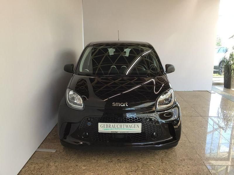 Gebraucht Smart ForFour Electric Drive 60 kW (82 PS) 2021 Karosserie in black Limousine