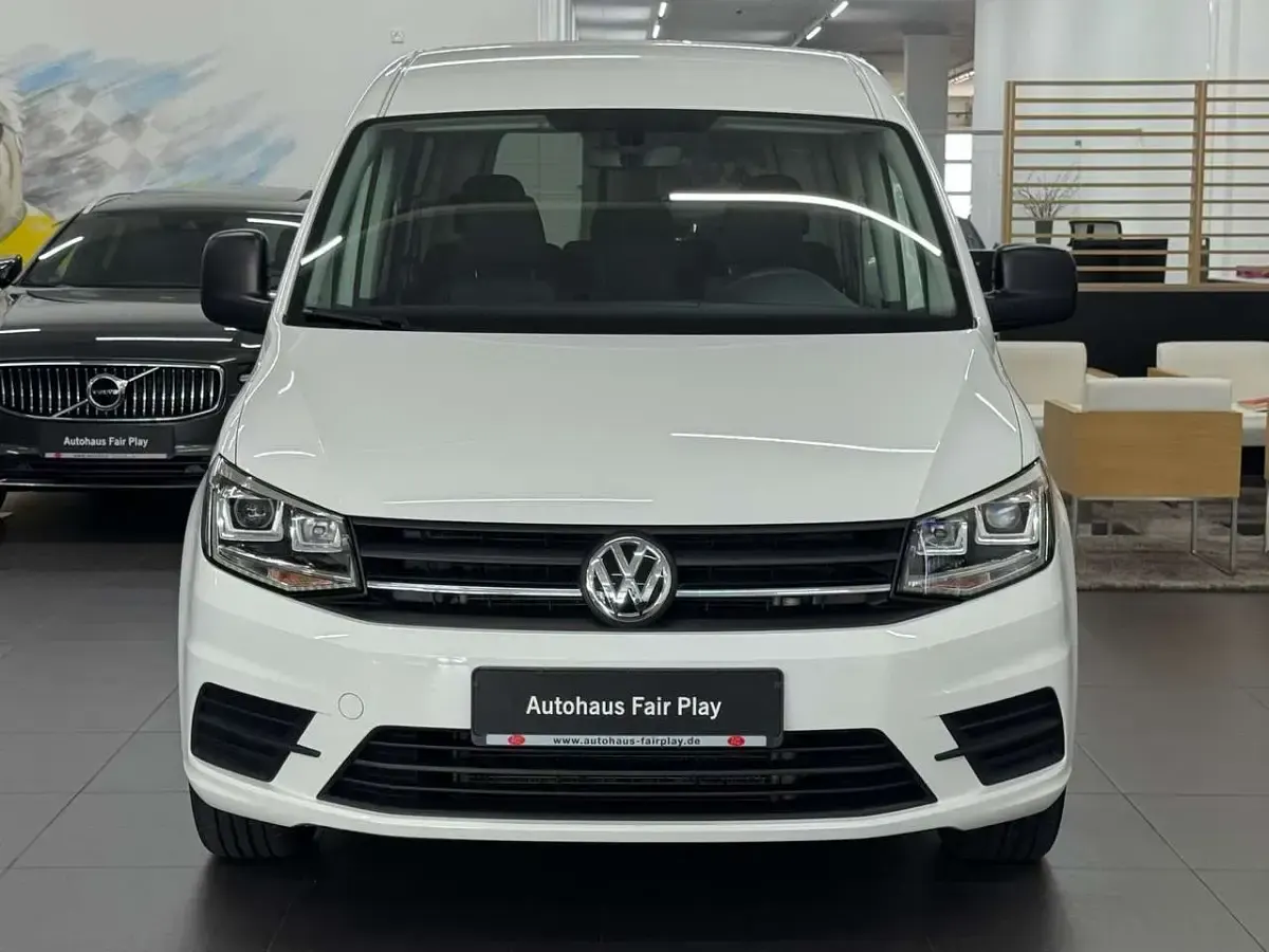 Gebraucht VW Caddy Maxi 102 PS (75 kW) 2017 Candyweiss Van / Kleinbus