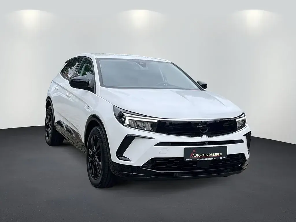 Gebraucht Opel Grandland X GS Line 131 PS (96 kW) 2023 Jade weiss (metallic) SUV