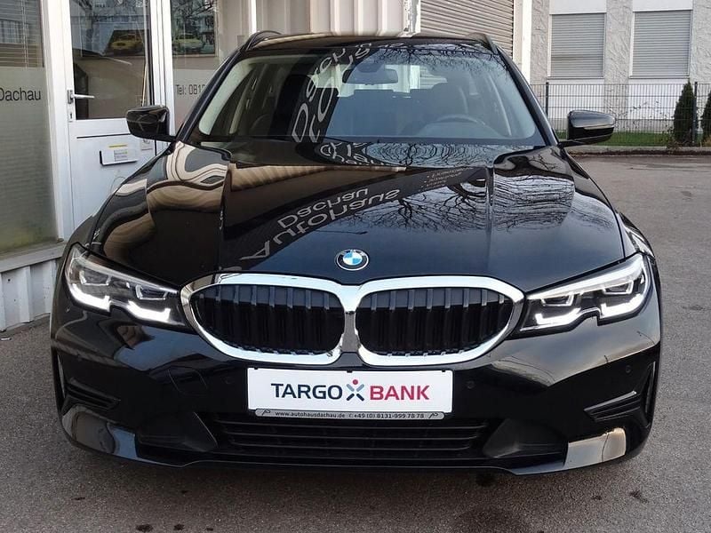 Gebraucht BMW 320 Advantage 190 PS (139 kW) 2021 Schwarz Kombi
