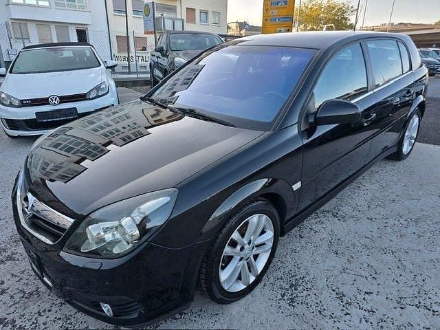 Schwarz Gebraucht 2006 Opel Signum Sport Kombi | 3.190 € (Etwas zu teuer) - Bild 1/4