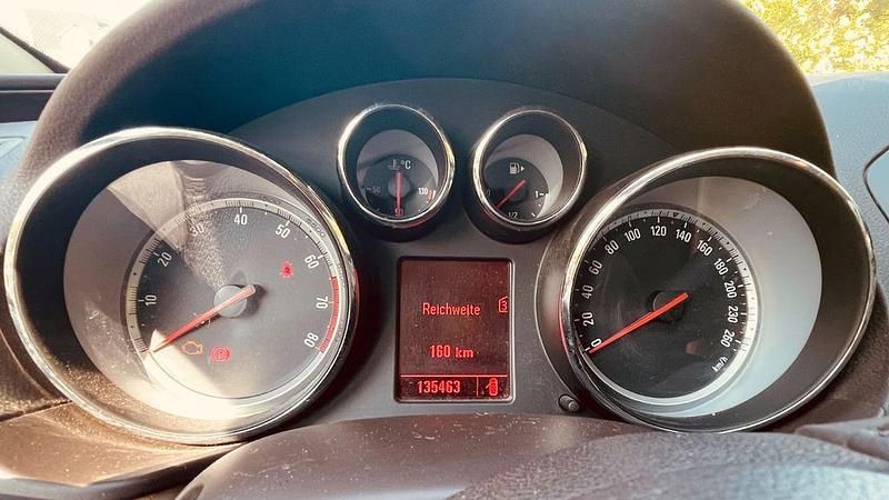 Gebraucht Opel Insignia Edition 220 PS (161 kW) 2009 Schwarz Kombi