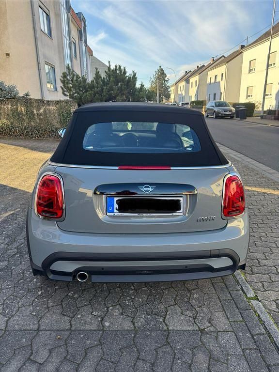 Gebraucht Mini Cooper Classic 136 PS (100 kW) 2021 Grau Kleinwagen