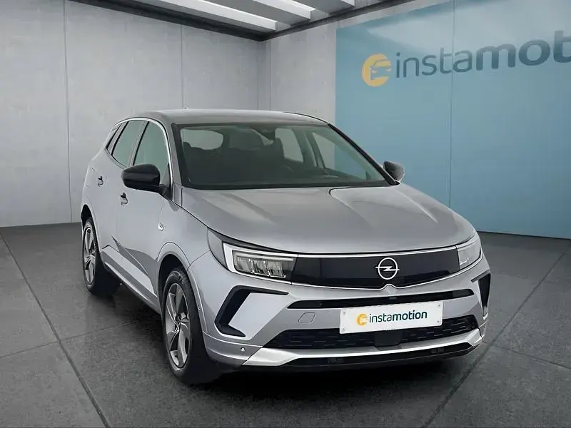 Gebraucht Opel Grandland X GS Line 131 PS (96 kW) 2024 Silber SUV