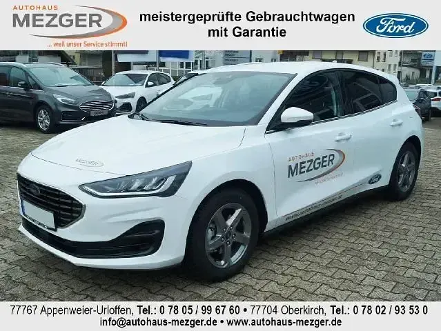 Używany Ford Focus Titanium 125 KM (91 kW) 2022 Biały Sedan/Limuzyna