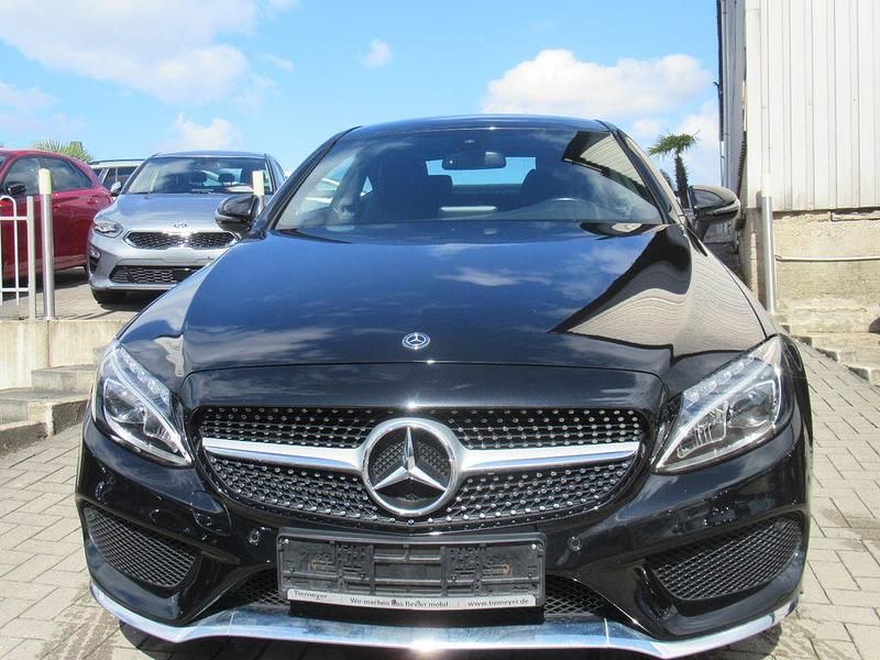 Schwarz Gebraucht 2018 Mercedes C180 AMG line Coupé | 22.790 € (Fairer Preis) - Bild 1/4