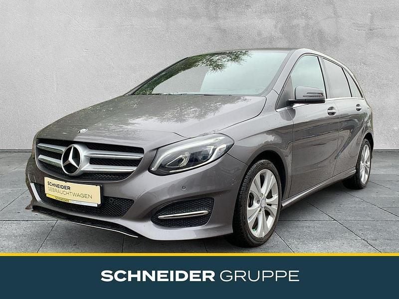 Używany Mercedes B180 Urban 109 KM (80 kW) 2016 Minivan