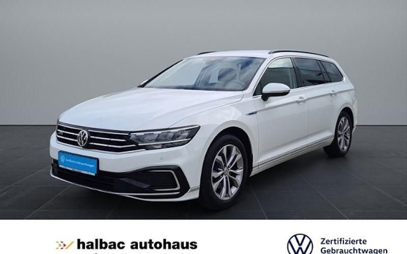 Weiß Gebraucht 2020 VW Passat GTE Kombi | 22.920 € (Fairer Preis) - Bild 1/4