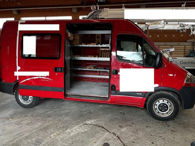 Gebraucht Renault Master 119 PS (87 kW) 2009 Rot Limousine