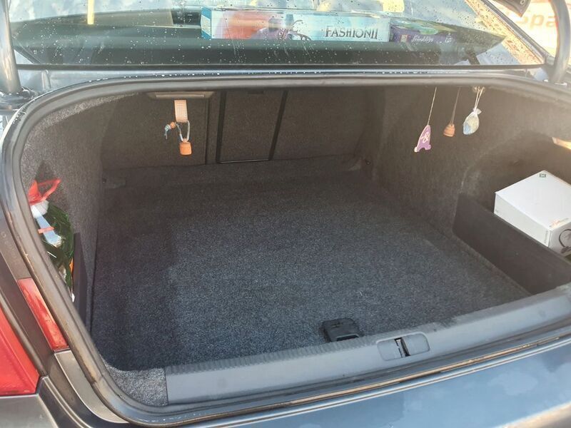 Gebraucht VW Passat Highline 170 PS (125 kW) 2010 Grau Limousine