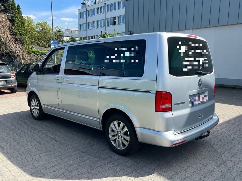 Gebraucht VW Multivan Highline 179 PS (131 kW) 2014 Silber Van / Kleinbus
