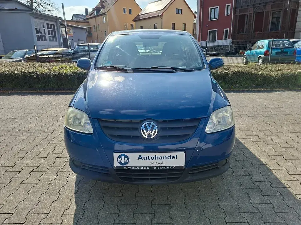 Second-hand VW Fox 75 CP (55 kW) 2008 Albastru Hatchback