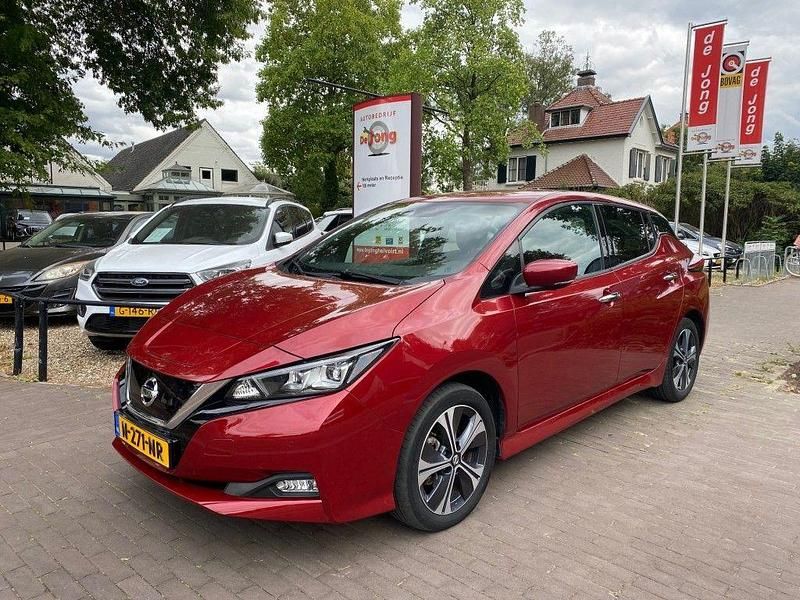 Rot Gebraucht 2021 Nissan Leaf 360º Kleinwagen | 14.944 € (Superpreis) - Bild 1/4
