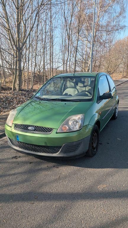 Gebraucht Ford Fiesta 60 PS (44 kW) 2005 Grün Kleinwagen