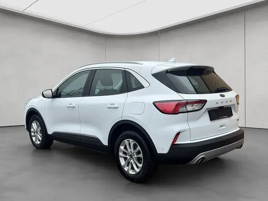 Gebraucht Ford Kuga Titanium 224 PS (164 kW) 2022 Frozen white SUV