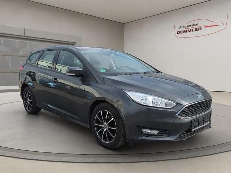 Gebraucht Ford Focus Business Edition 95 PS (69 kW) 2017 Magneticgrau Kombi