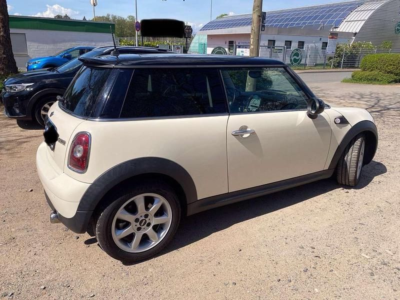 Gebraucht Mini Cooper 120 PS (88 kW) 2007 Weiß Kleinwagen