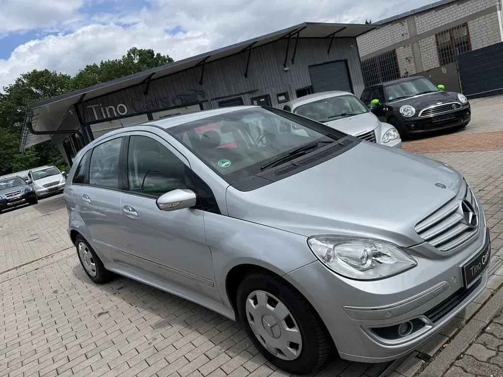 Gebraucht Mercedes B170 Avantgarde 116 PS (85 kW) 2006 Silber Van / Kleinbus