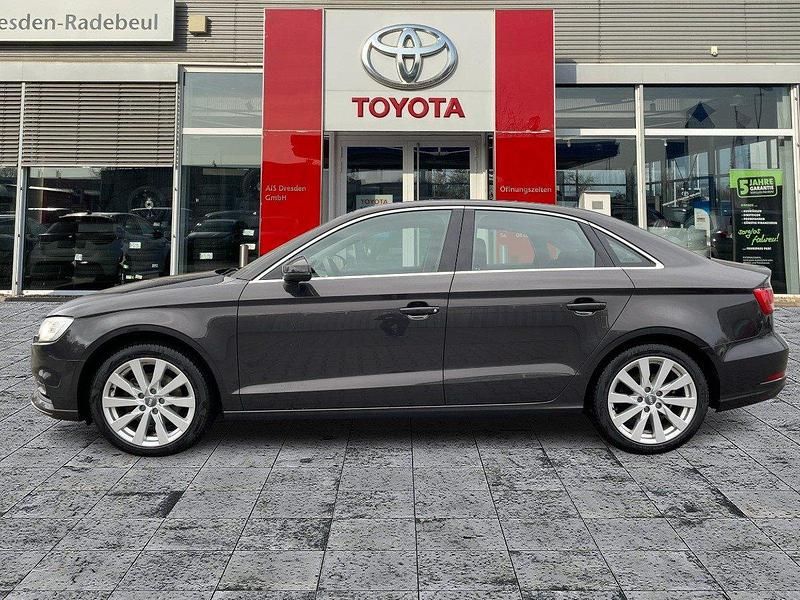 Gebraucht Audi A3 Design 150 PS (110 kW) 2017 Belugabraun metallic Limousine