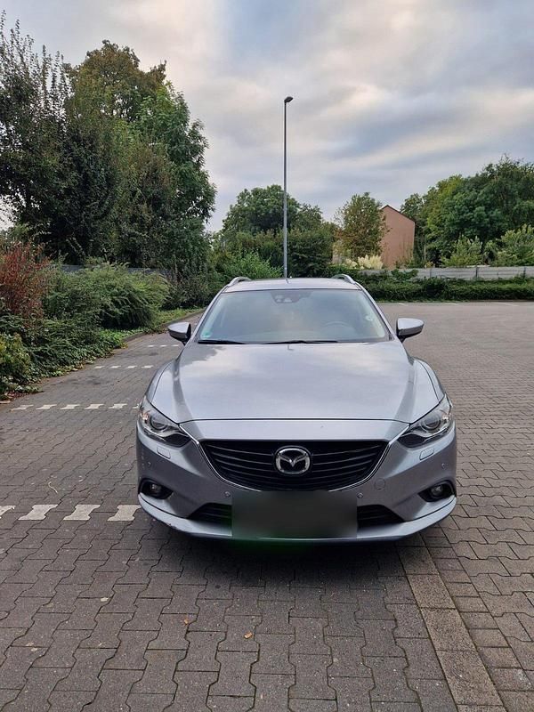 Gebraucht Mazda 6 Inclusive 175 PS (128 kW) 2014 Andere farben Limousine