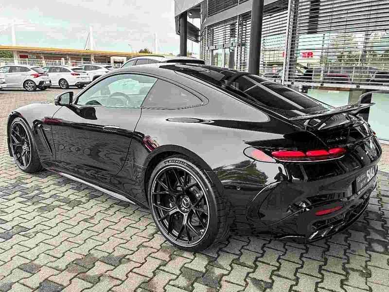 Gebraucht Mercedes AMG GT AMG 612 PS (450 kW) 2024 Metalliclack obsidianschwarz Coupé