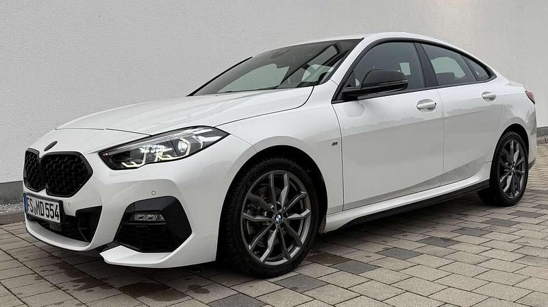 Gebraucht BMW 220 M Sport 178 PS (130 kW) 2021 Weiß Limousine