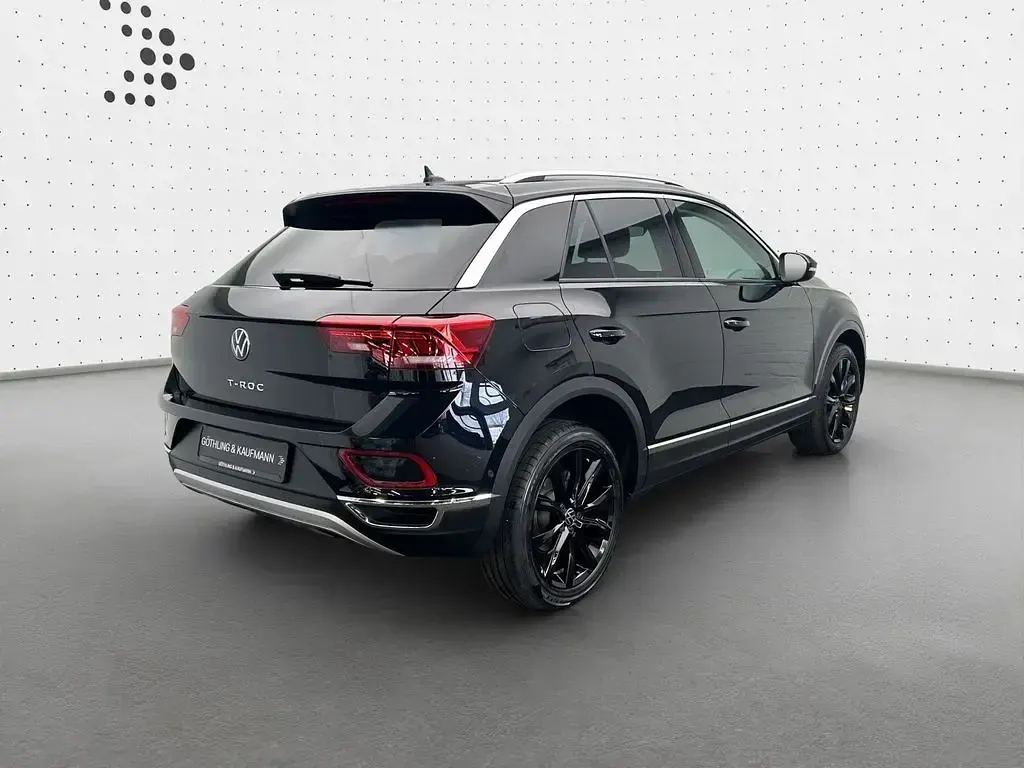 Gebraucht VW T-Roc Style 150 PS (110 kW) 2022 Deep black perleffekt SUV