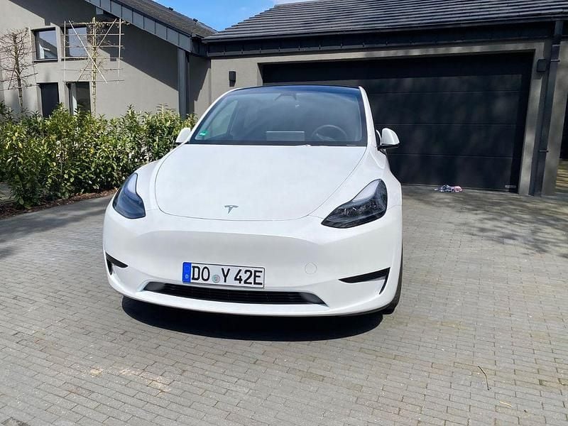 Usado Tesla Model Y Standard Range 188 kW (256 CV) 2023 Blanco SUV