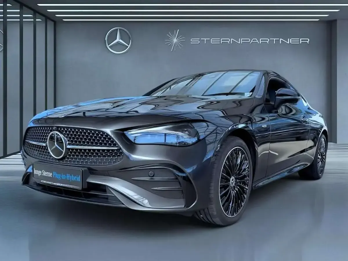 Gebraucht Mercedes CLE300 AMG 204 PS (150 kW) 2025 Grau Coupé