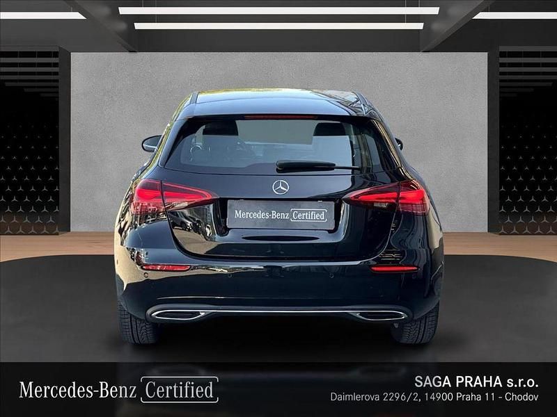 Gebraucht Mercedes A200 Progressive 163 PS (119 kW) 2024 Schwarz Limousine