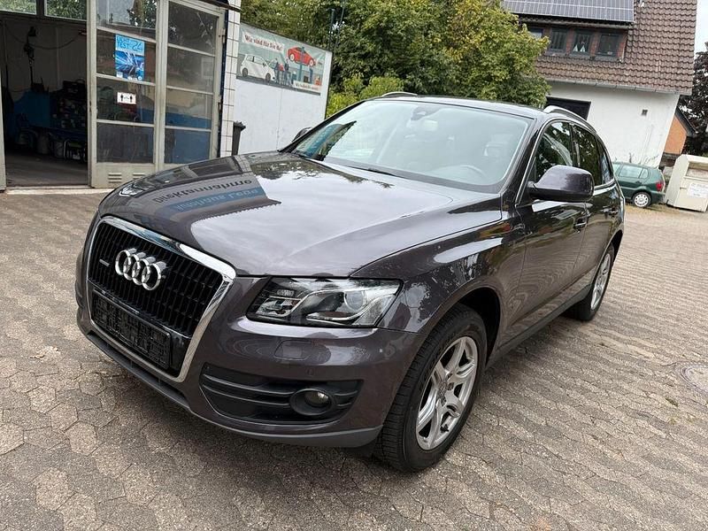 Grau Gebraucht 2009 Audi Q5 SUV | 7.950 € (Etwas zu teuer) - Bild 1/4