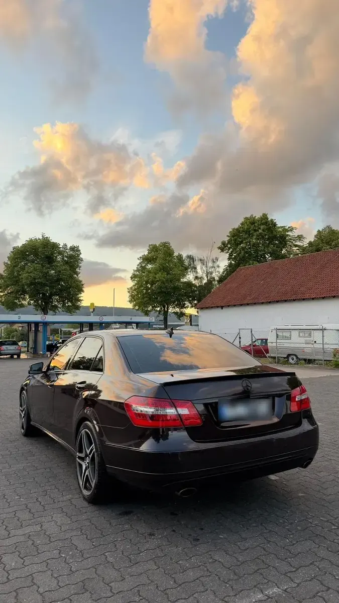 Gebraucht Mercedes E350 292 PS (214 kW) 2009 Andere farben Limousine