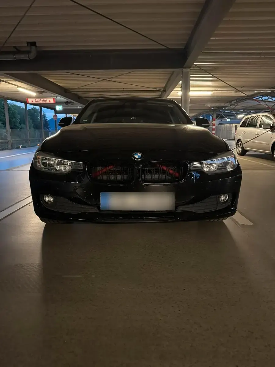 Second-hand BMW 320 184 CP (135 kW) 2015 Negru Break