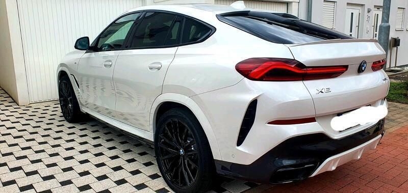 Weiß Gebraucht 2022 BMW X6 SUV | 76.999 € (Guter Preis) - Bild 1/3
