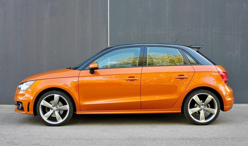 Gebraucht Audi A1 S-Line 122 PS (89 kW) 2013 Orange Kleinwagen