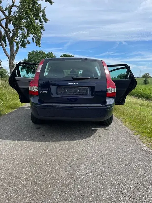 Gebraucht Volvo V50 109 PS (80 kW) 2007 Blau Kombi
