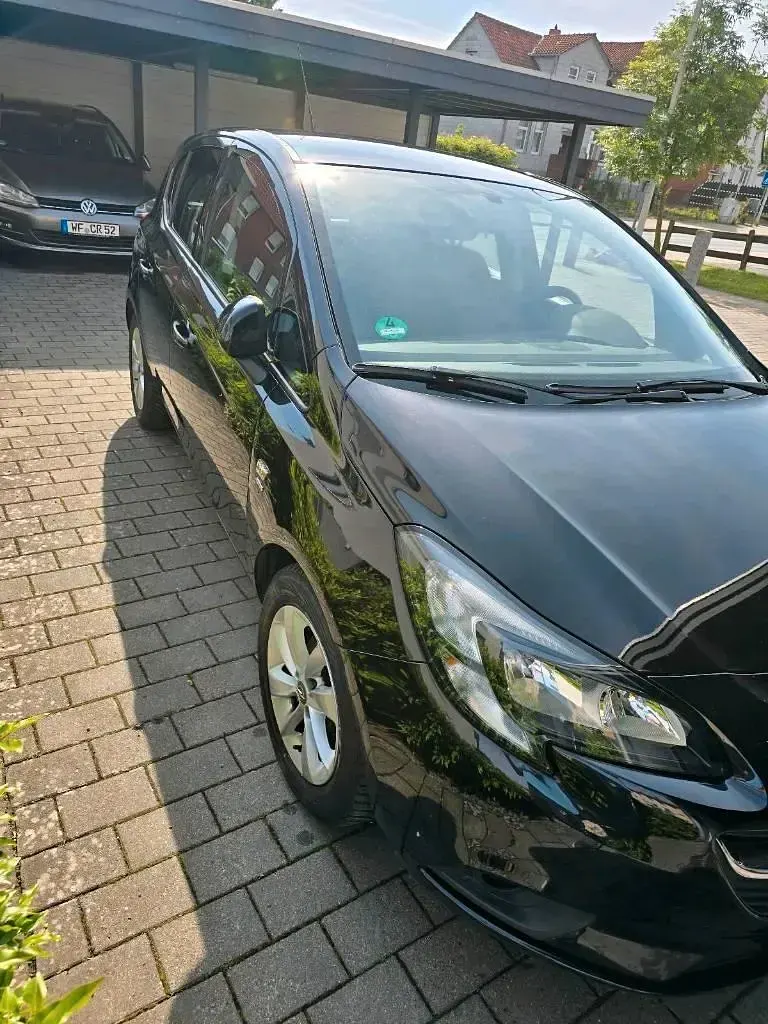 Usado Opel Corsa Active 90 CV (66 kW) 2017 Negro Utilitario