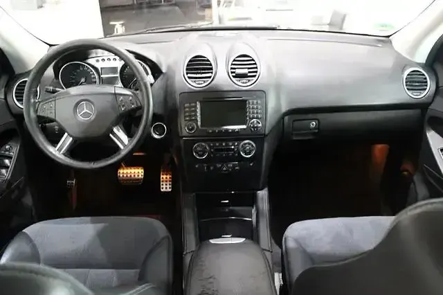 Gebraucht Mercedes ML320 Sport 224 PS (164 kW) 2005 Schwarz SUV