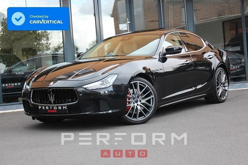 Schwarz Gebraucht 2017 Maserati Ghibli Coupé | 22.500 € (Fairer Preis) - Bild 1/4